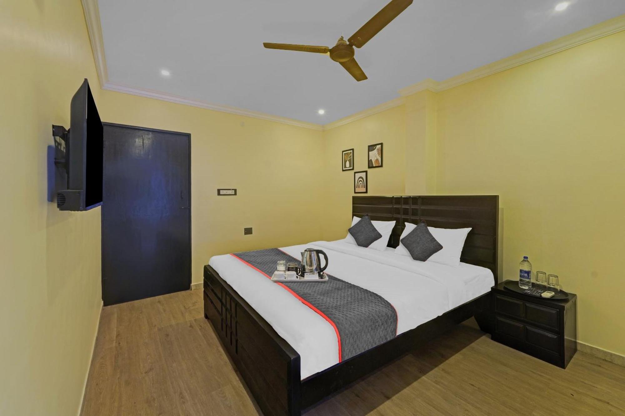 Townhouse Fantasea Hotels Near Omr Chennai Exterior foto
